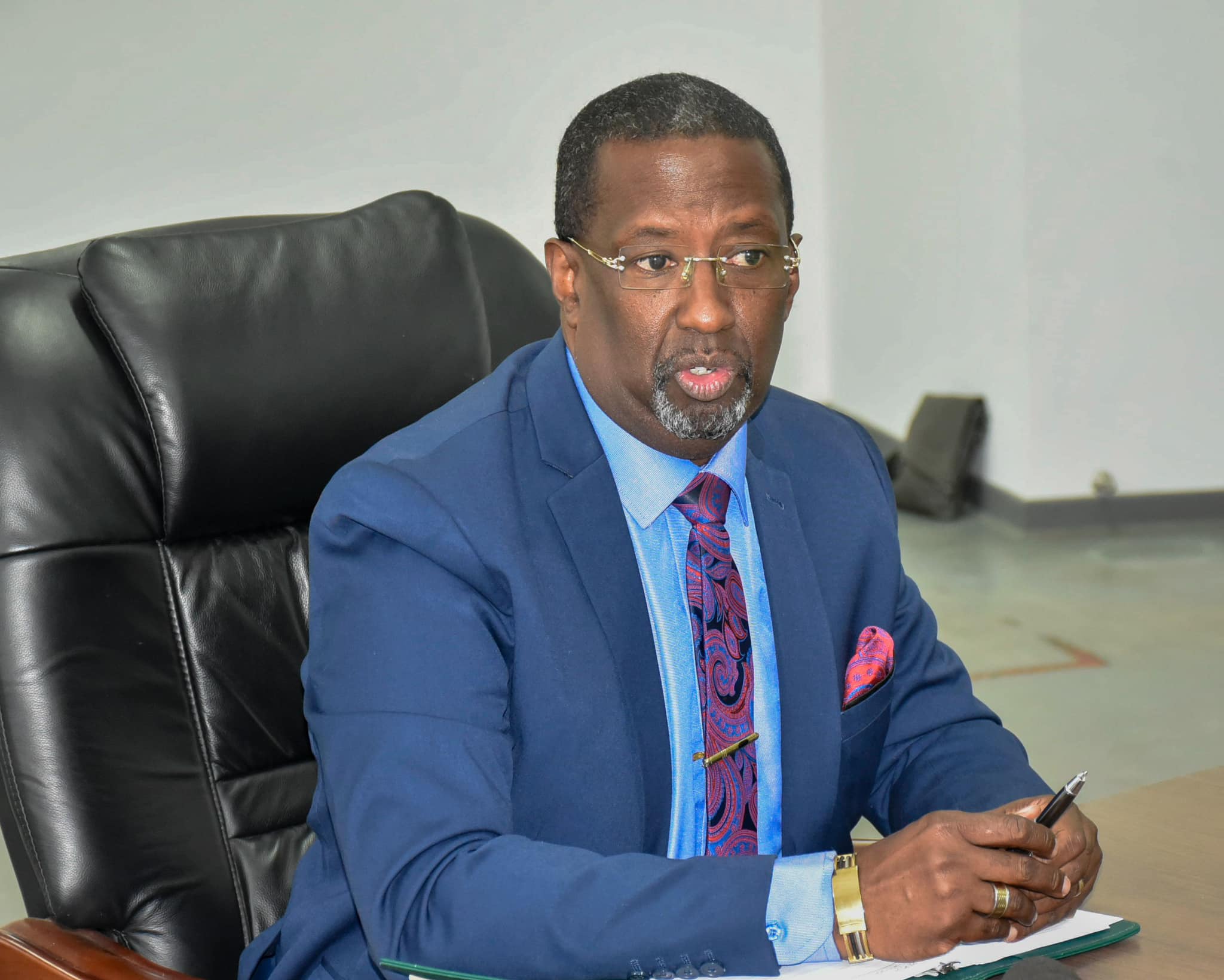 Rencontre de la Jeunesse gabonaise : le ministre Augand accusé de malversation – Les coulisses de l’affaire dévoilées.