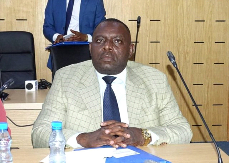 Gabon : Dr Jonathan Ndoutoume Ngome réfute être une « girouette politique »