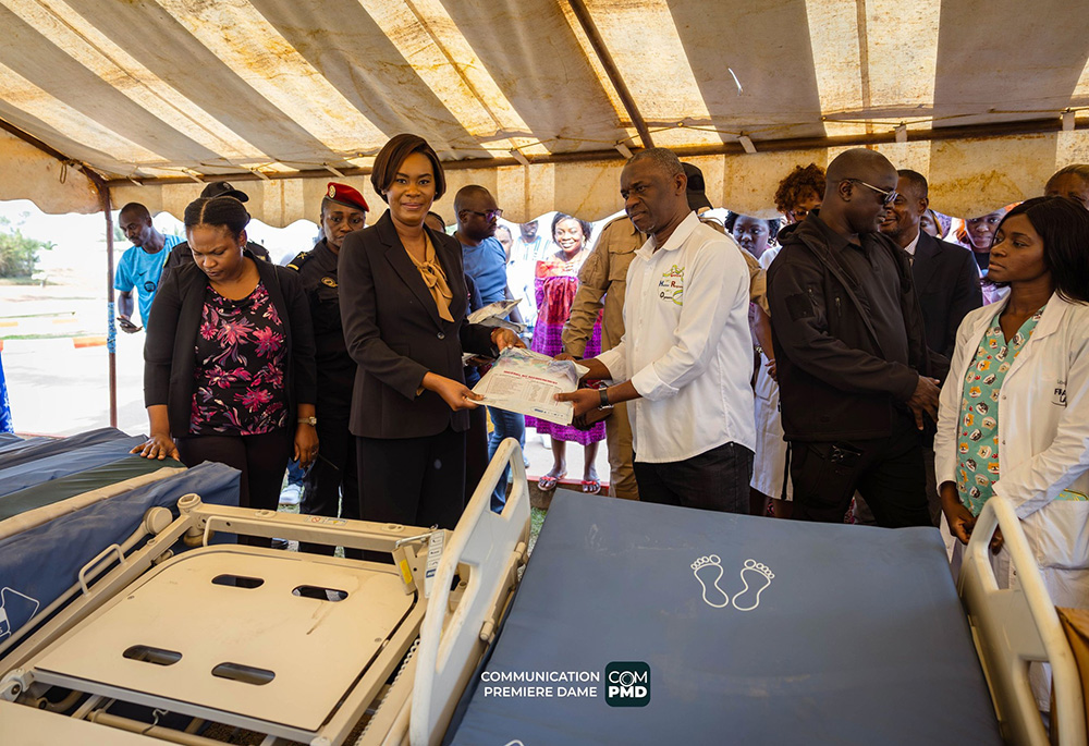 1er Janvier 2025 : Le Geste Inoubliable de Zita Oligui Nguema au Centre Hospitalier Régional d’Oyem