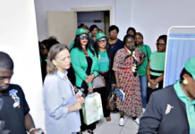 Espoir de Femmes : un geste qui fait du bien aux jeunes mamans du CHU de Libreville